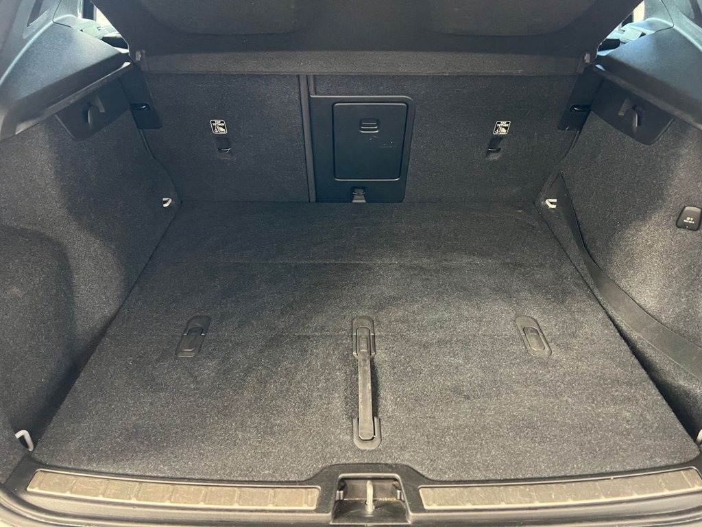 Used Volvo XC40 2020 for sale - 76901035: Photo 18