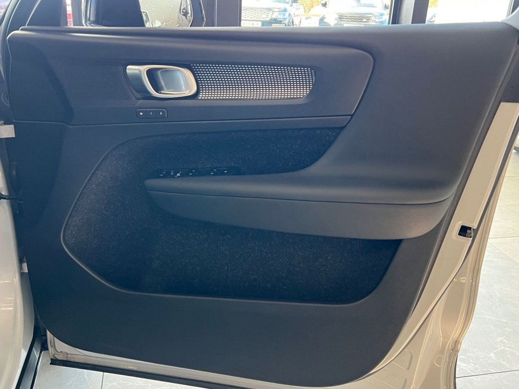 Used Volvo XC40 2020 for sale - 76901035: Photo 25