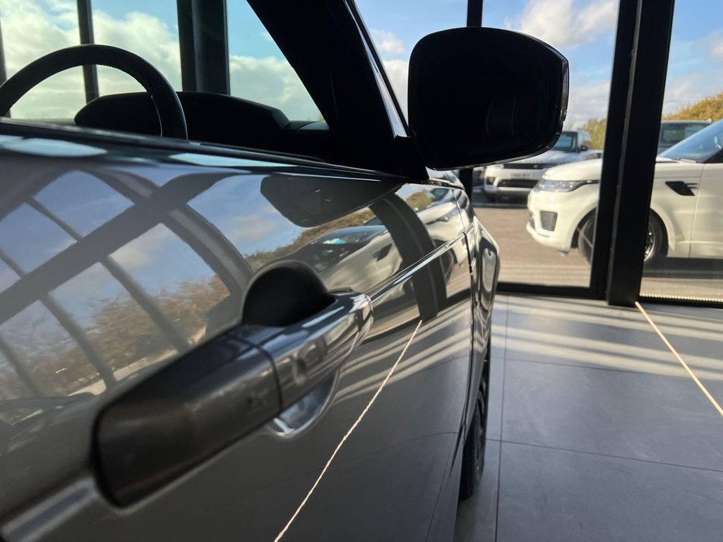 Used Land Rover Discovery 2018 for sale - 76396314: Photo 19