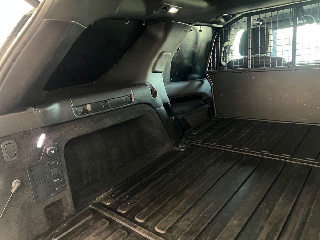 Used Land Rover Discovery 2018 for sale - 76396314: Photo 23