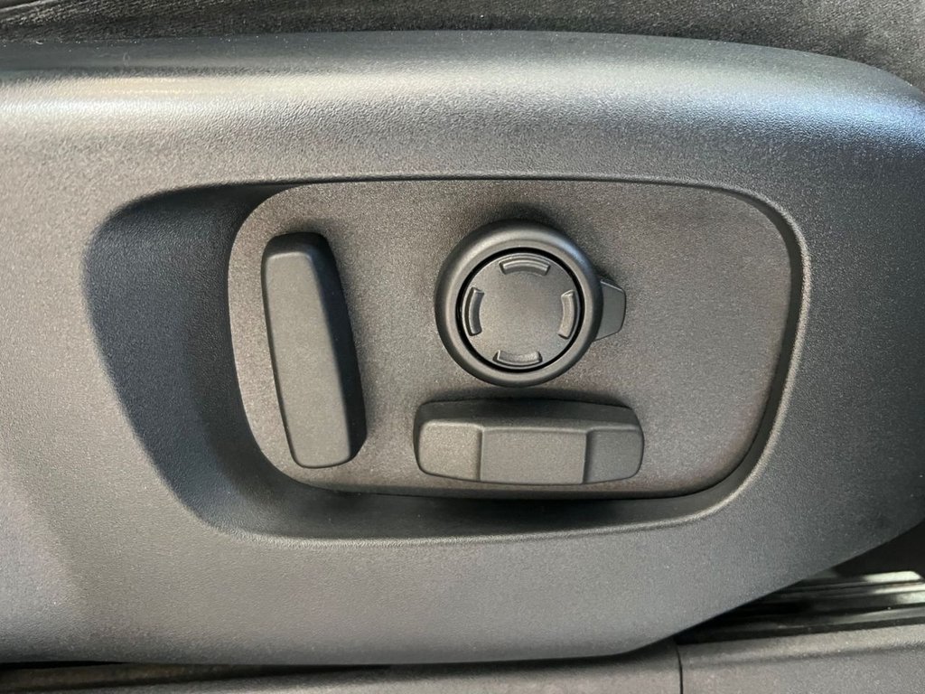 Used Land Rover Discovery 2018 for sale - 76396314: Photo 39