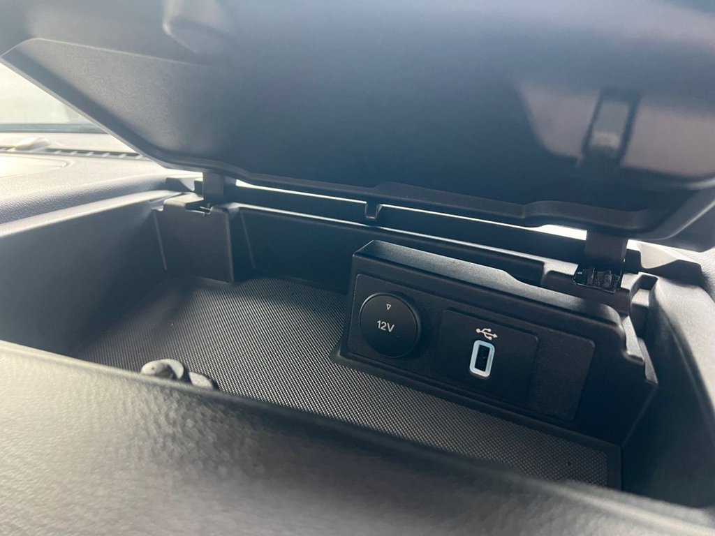 Used Ford Tourneo Custom 2020 for sale - 76605123: Photo 32