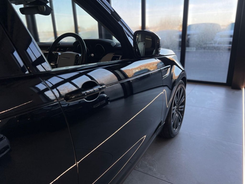 Used Land Rover Discovery 2017 for sale - 76685993: Photo 10