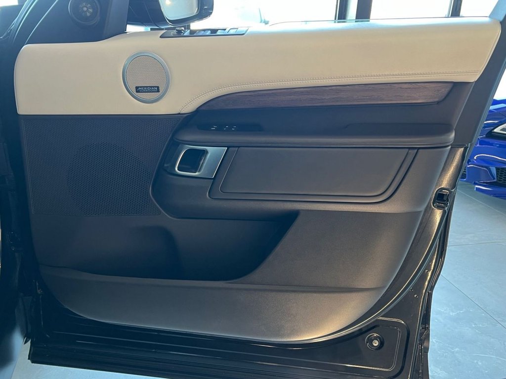 Used Land Rover Discovery 2017 for sale - 76685993: Photo 24