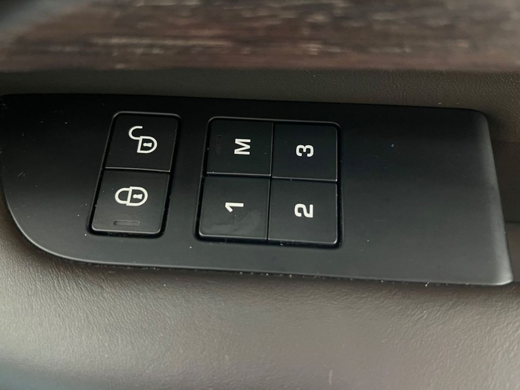 Used Land Rover Discovery 2017 for sale - 76685993: Photo 27