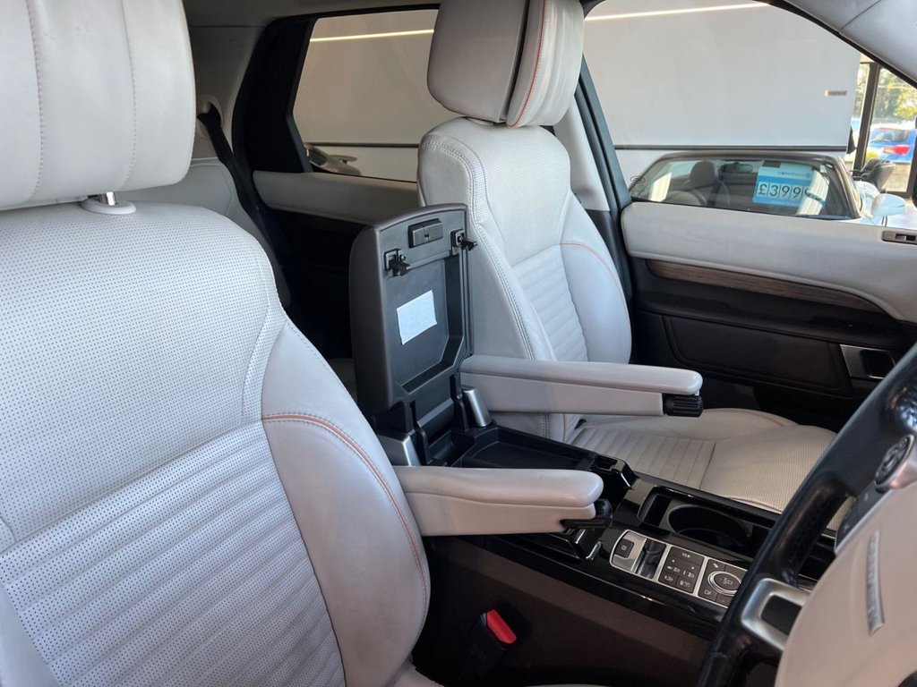 Used Land Rover Discovery 2017 for sale - 76685993: Photo 32