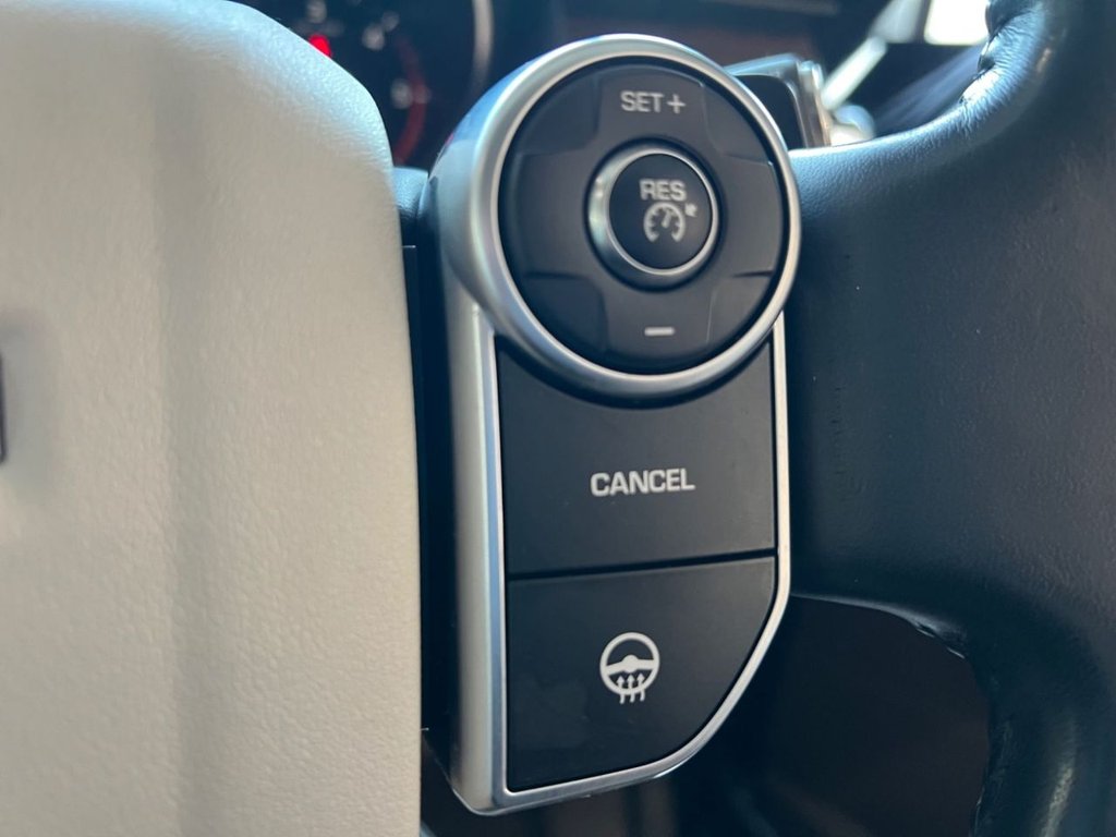 Used Land Rover Discovery 2017 for sale - 76685993: Photo 37