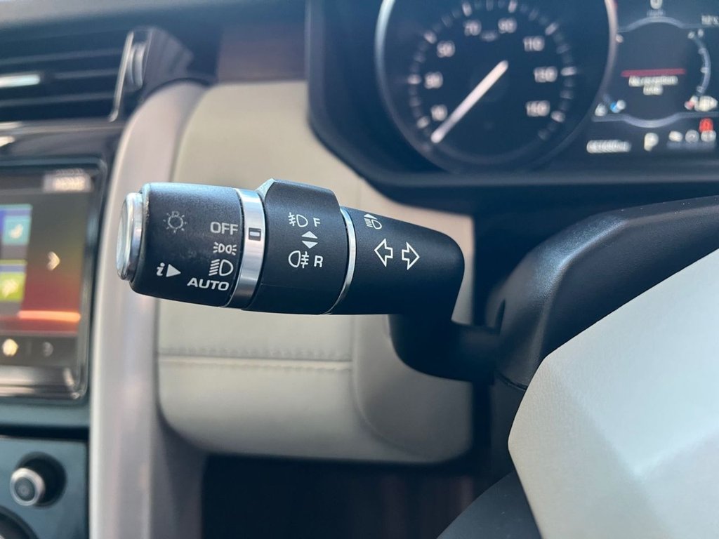 Used Land Rover Discovery 2017 for sale - 76685993: Photo 38