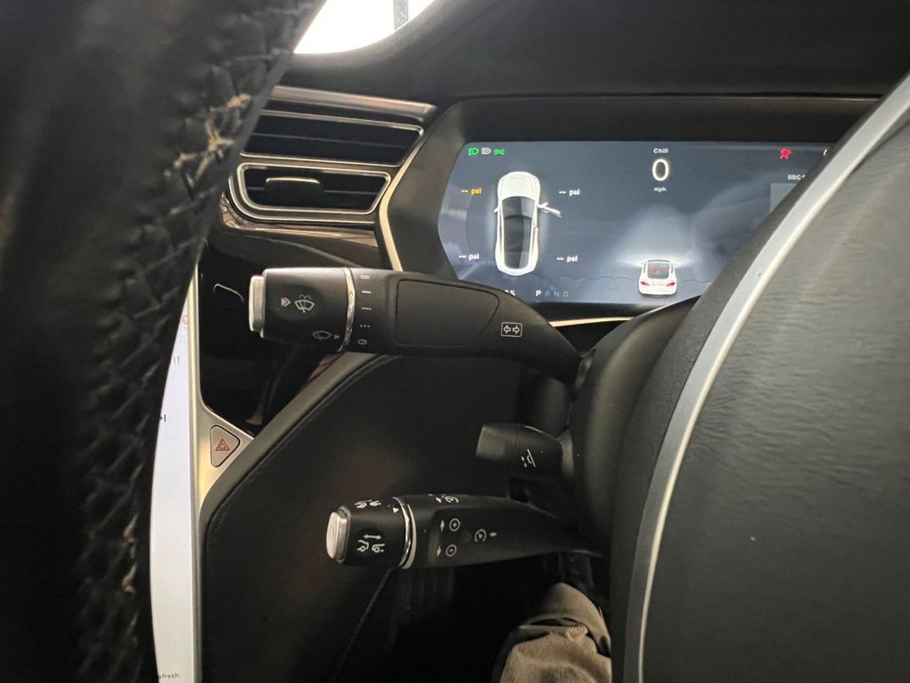 Used Tesla Model S 2016 for sale - 76509876: Photo 32