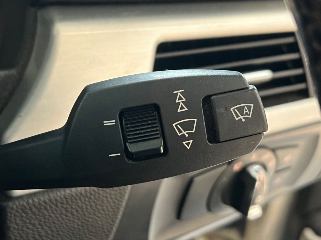 Used BMW 3 Series 2010 for sale - 77250548: Photo 38