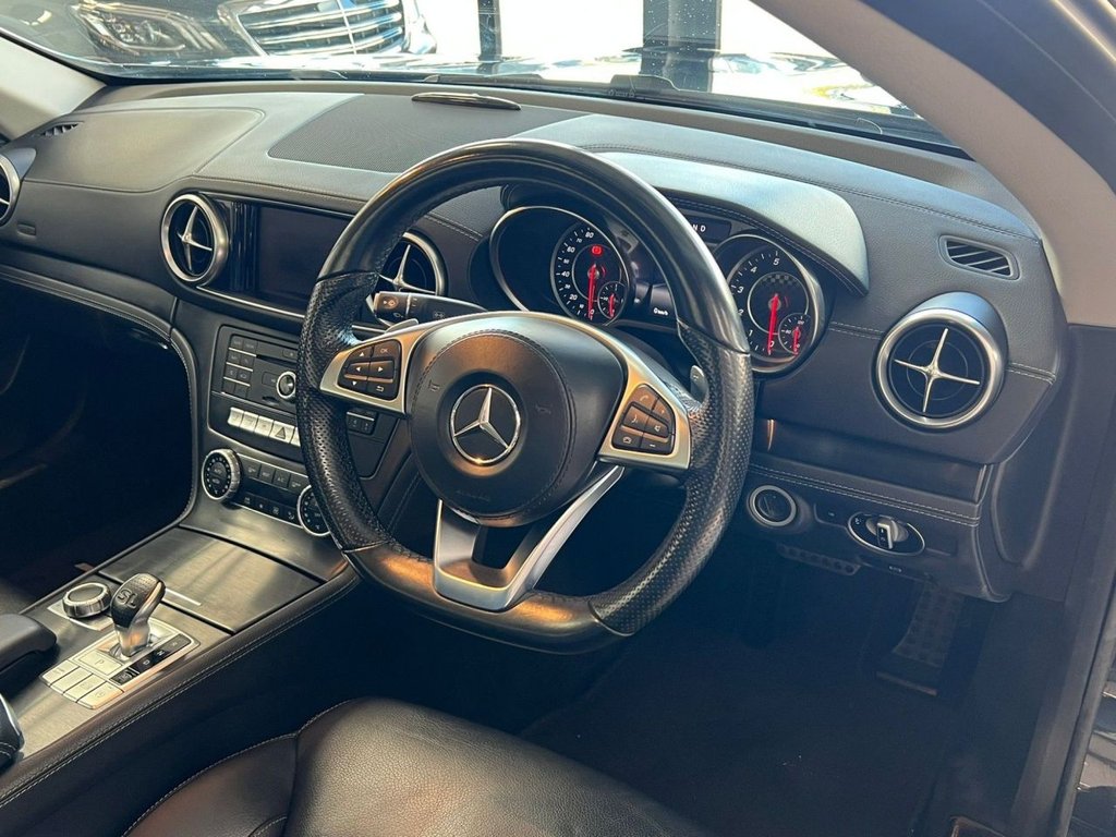 Used Mercedes-Benz SL 2017 for sale - 76535545: Photo 4