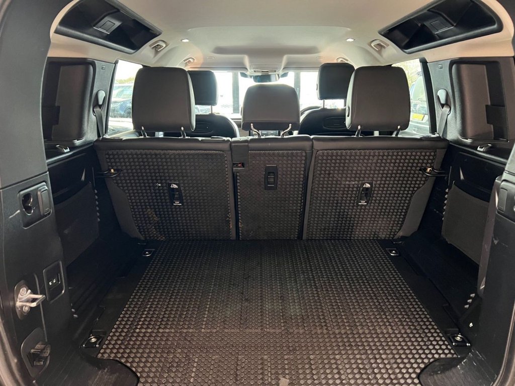 Used Land Rover Defender 2021 for sale - 76941538: Photo 18