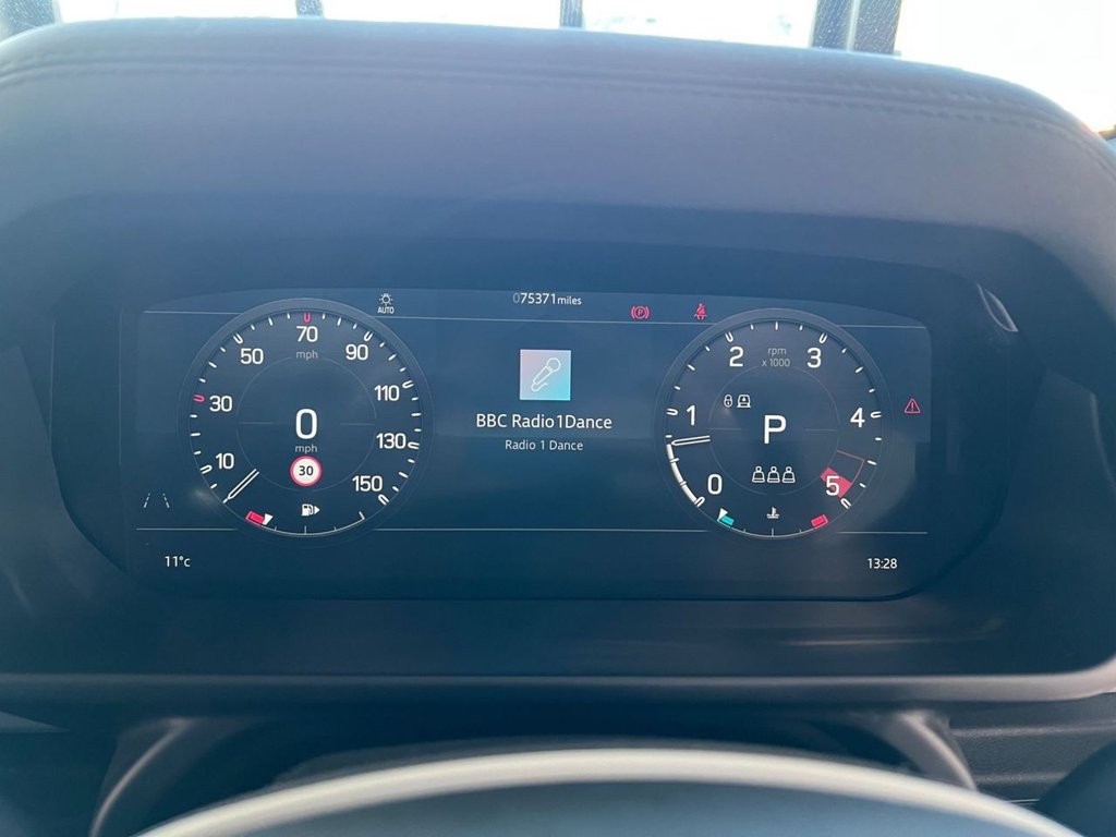 Used Land Rover Defender 2021 for sale - 76941538: Photo 43