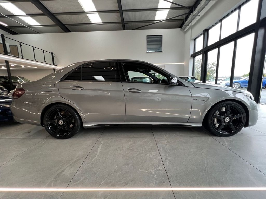 Used Mercedes-Benz E Class 2015 for sale - 76210125: Photo 2