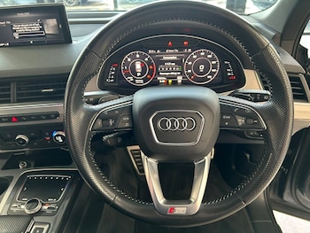 Used Audi Q7 2019 for sale - 79371111: Photo