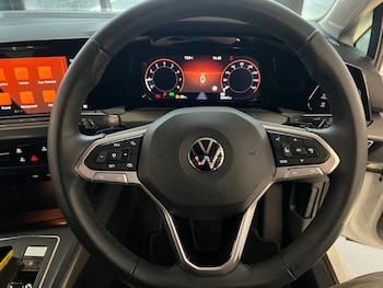 Used Volkswagen Golf 2021 for sale - 78844191: Photo