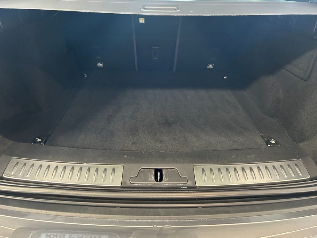 Used Land Rover Range Rover Velar 2017 for sale - 77966726: Photo 18