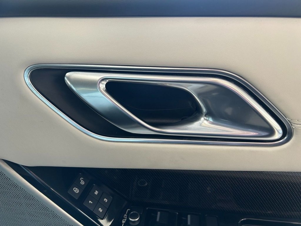 Used Land Rover Range Rover Velar 2017 for sale - 77966726: Photo 32