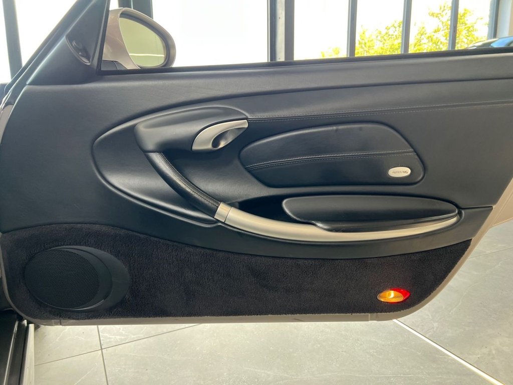 Used Porsche 911 2001 for sale - 76453944: Photo 45