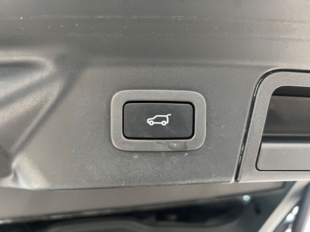 Used Land Rover Range Rover Velar 2017 for sale - 77703527: Photo 25