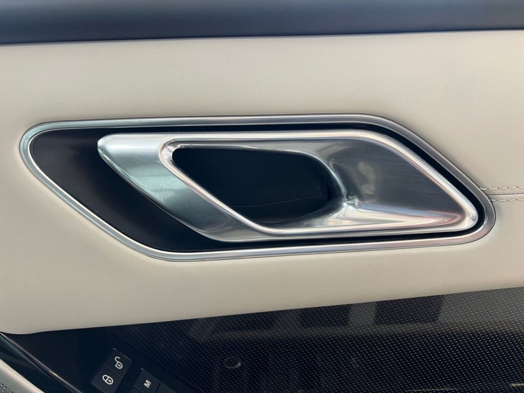 Used Land Rover Range Rover Velar 2017 for sale - 77703527: Photo 27