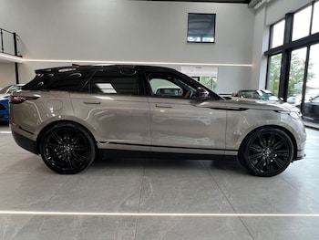 Used Land Rover Range Rover Velar 2017 for sale - 77703527: Photo