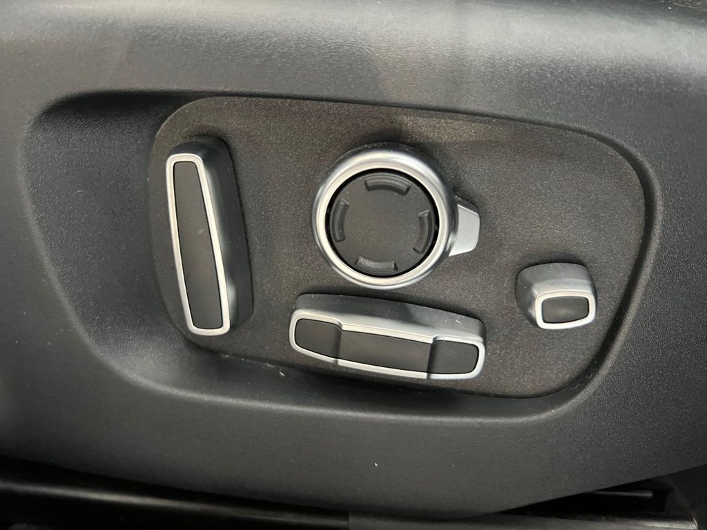 Used Land Rover Range Rover Velar 2017 for sale - 77703527: Photo 30