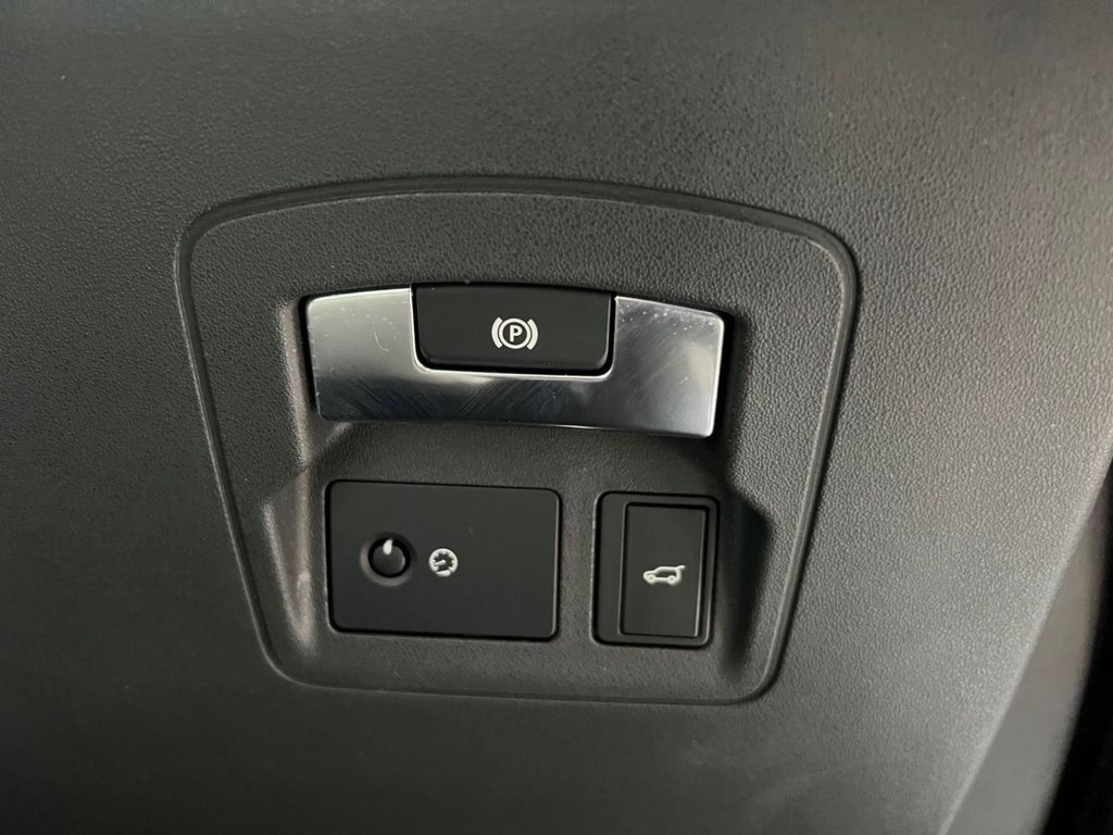 Used Land Rover Range Rover Velar 2017 for sale - 77703527: Photo 34