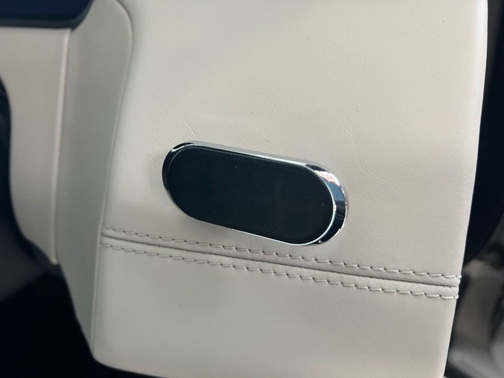 Used Land Rover Range Rover Velar 2017 for sale - 77703527: Photo 35