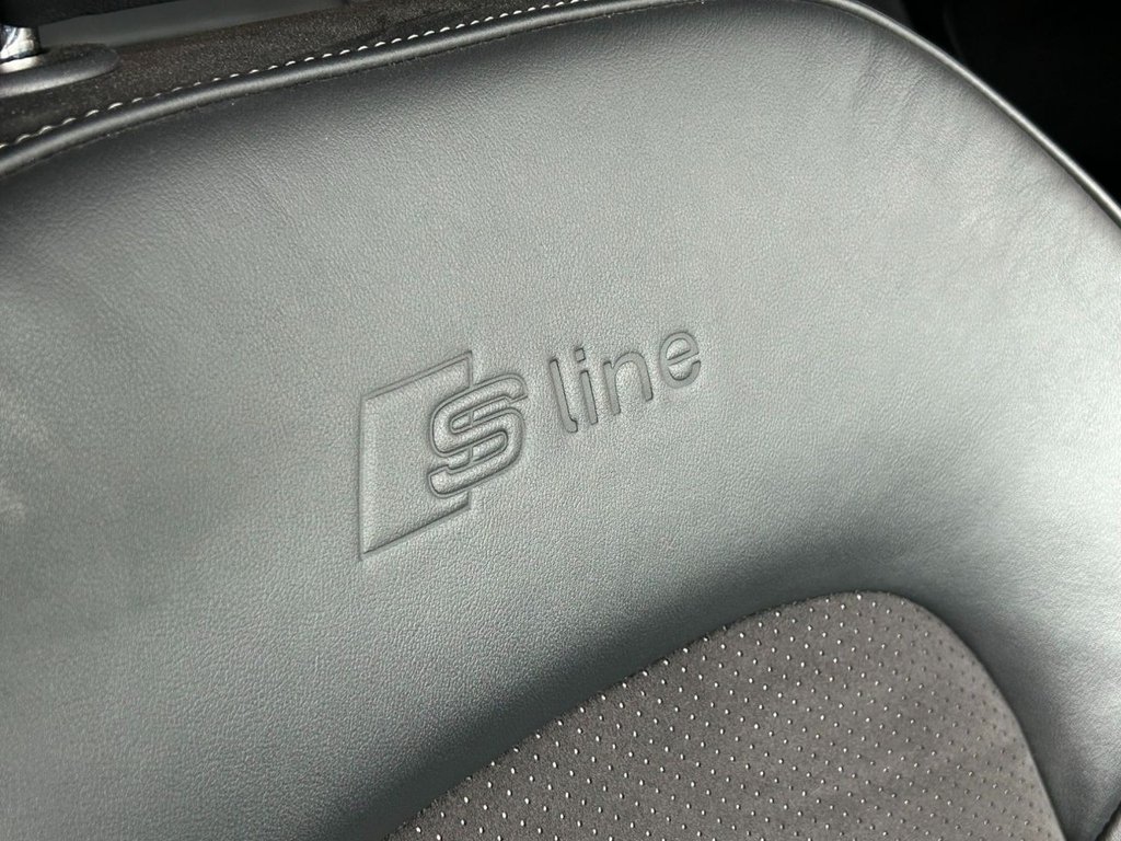 Used Audi Q3 2017 for sale - 78044696: Photo 32