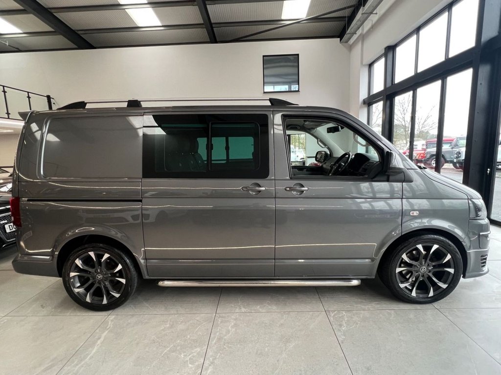Used Volkswagen Transporter 2015 for sale - 77642509: Photo 2