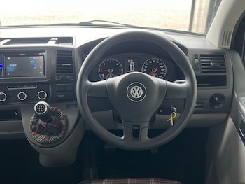 Used Volkswagen Transporter Shuttle 2011 for sale - 78387394: Photo