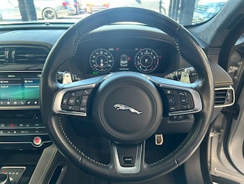 Used Jaguar F-Pace 2020 for sale - 79518667: Photo