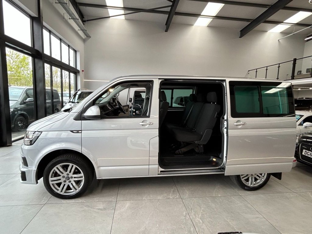 Used Volkswagen Transporter 2017 for sale - 78200127: Photo 2
