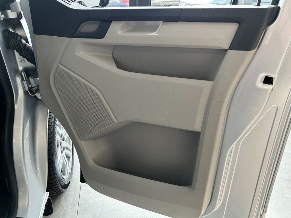 Used Volkswagen Transporter 2017 for sale - 78200127: Photo 30