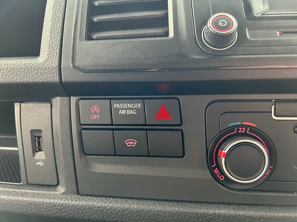 Used Volkswagen Transporter 2017 for sale - 78200127: Photo 45