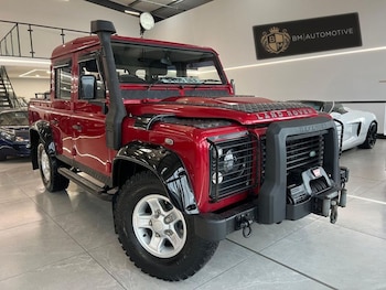 Land Rover Defender feature image