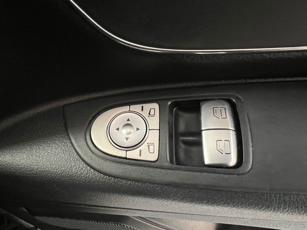 Used Mercedes-Benz Vito 2017 for sale - 76535530: Photo 31