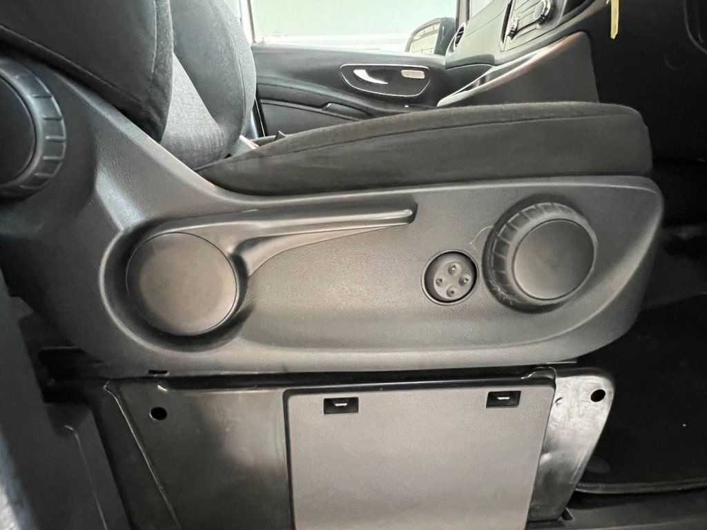 Used Mercedes-Benz Vito 2017 for sale - 76535530: Photo 32