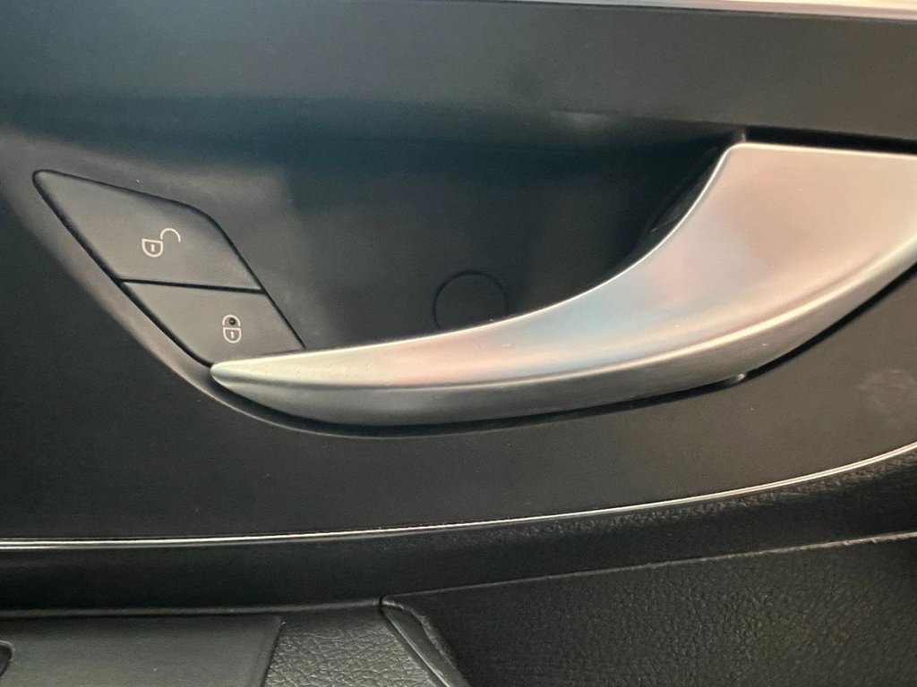 Used Mercedes-Benz Vito 2017 for sale - 76535530: Photo 34