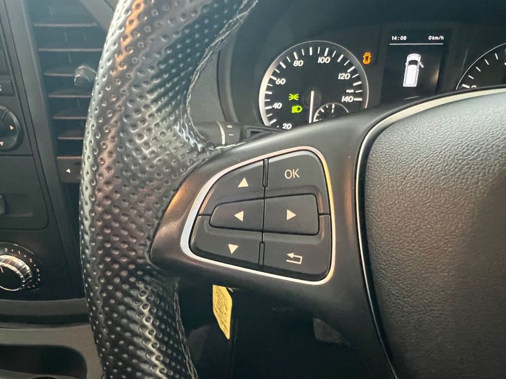 Used Mercedes-Benz Vito 2017 for sale - 76535530: Photo 46