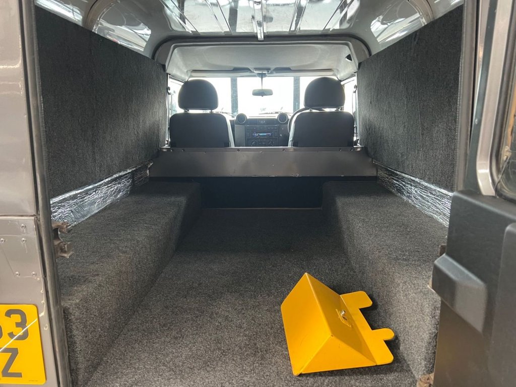 Used Land Rover Defender 2013 for sale - 77533888: Photo 11