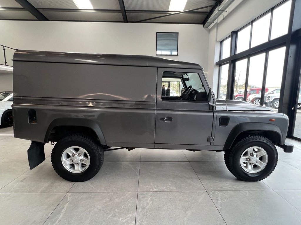 Used Land Rover Defender 2013 for sale - 77533888: Photo 2