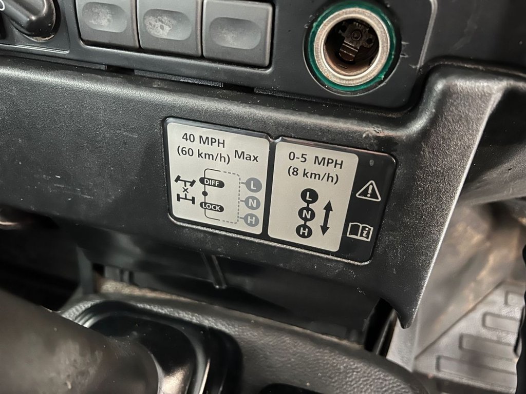 Used Land Rover Defender 2013 for sale - 77533888: Photo 36