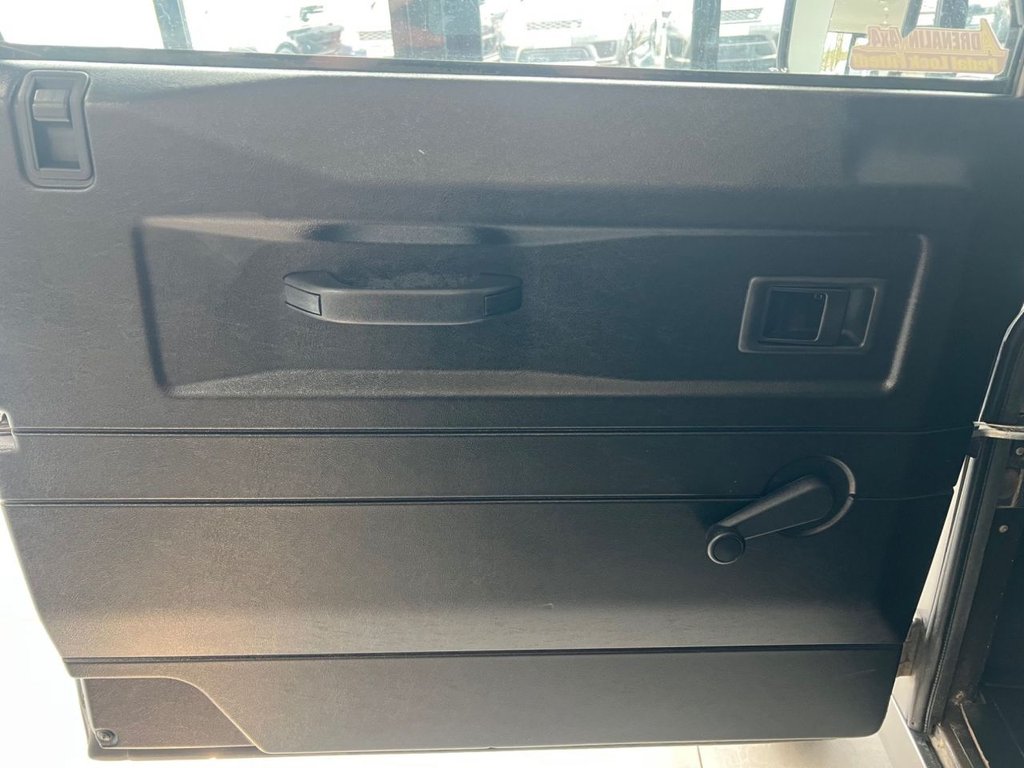 Used Land Rover Defender 2013 for sale - 77533888: Photo 42