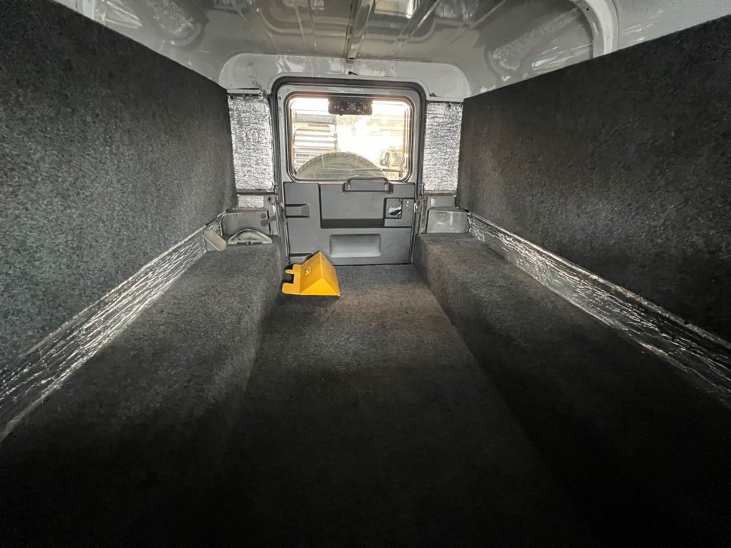 Used Land Rover Defender 2013 for sale - 77533888: Photo 45