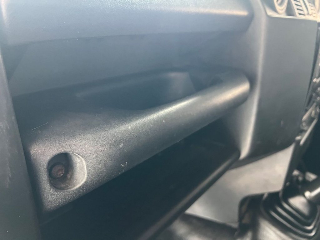 Used Land Rover Defender 2013 for sale - 77533888: Photo 46