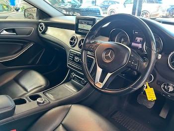 Used Mercedes-Benz GLA 2014 for sale - 79154858: Photo