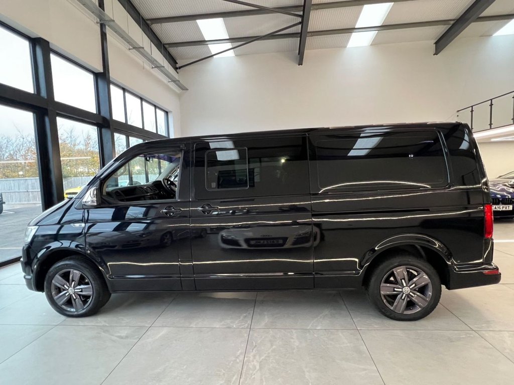 Used Volkswagen Transporter Shuttle 2017 for sale - 76454218: Photo 12