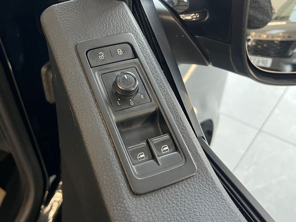 Used Volkswagen Transporter Shuttle 2017 for sale - 76454218: Photo 19